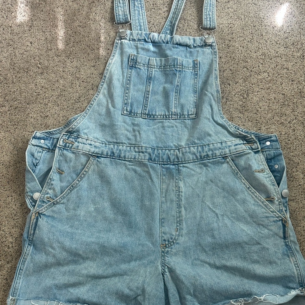 Universal Thread Denim Shortalls